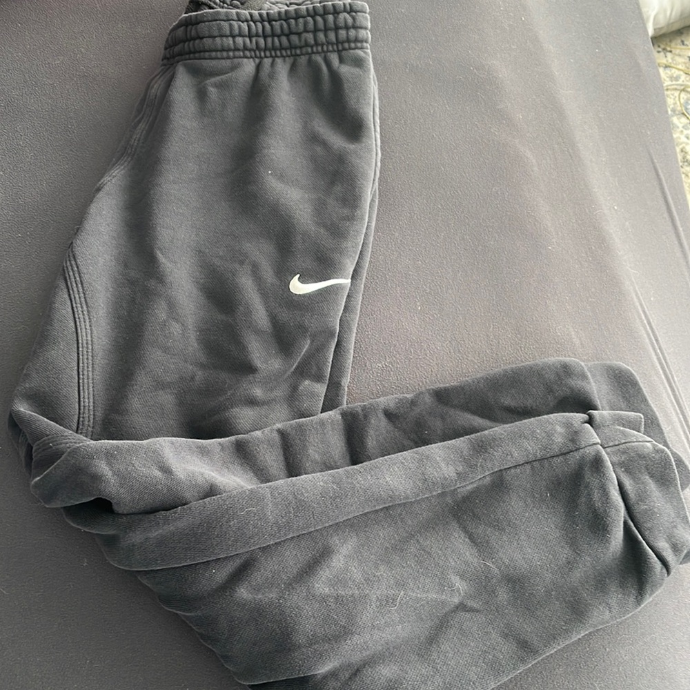 Nike mens sweatpants joggers